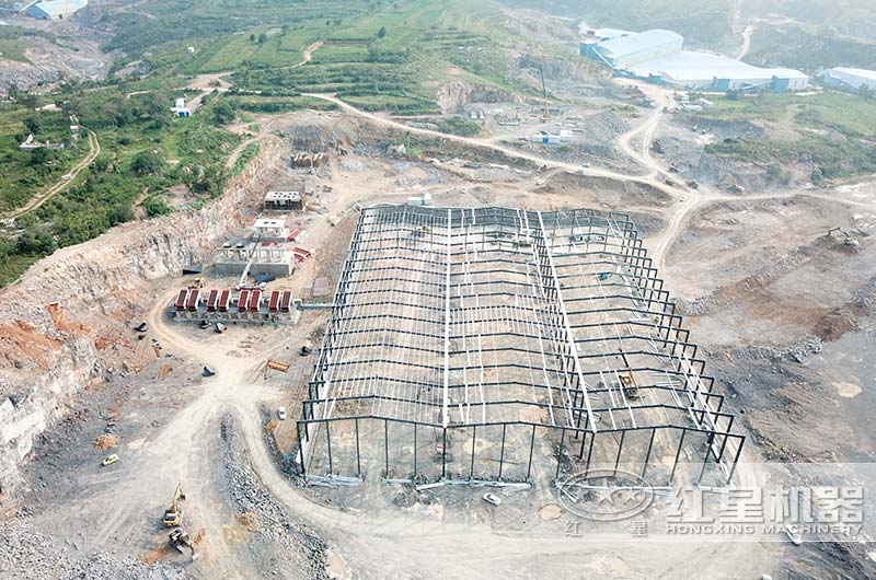 大型砂石料生产线建设现场